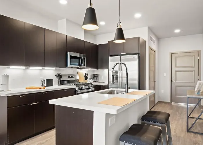 Apartment Stunning Westgate Cozysuites By Stadium With Pool 9 *