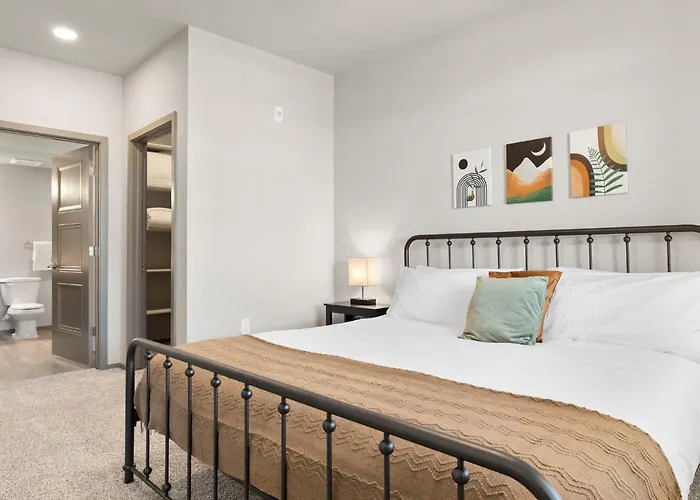 Stunning Westgate Cozysuites By Stadium With Pool 9 *