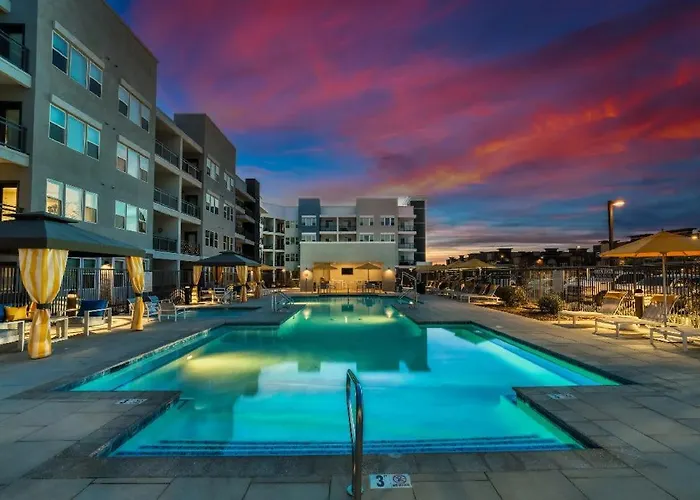 Stunning Westgate Cozysuites By Stadium With Pool 9 Apartment