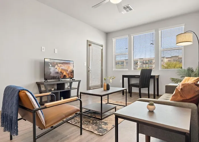 Stunning Westgate Cozysuites By Stadium With Pool 9 Glendale
