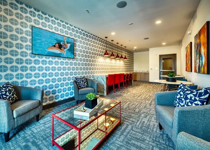 Stunning Westgate Cozysuites By Stadium With Pool 9 Glendale